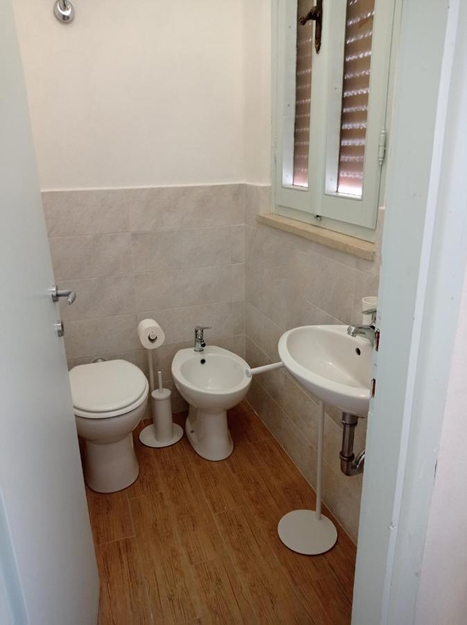 B&B Ale E Gio Piombino Buitenkant foto