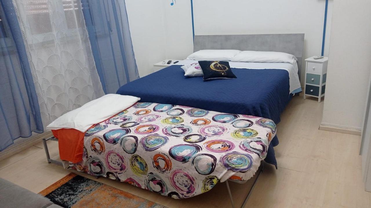 B&B Ale E Gio Piombino Buitenkant foto