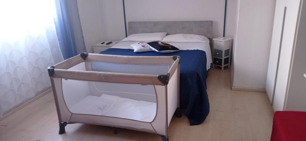 B&B Ale E Gio Piombino Buitenkant foto